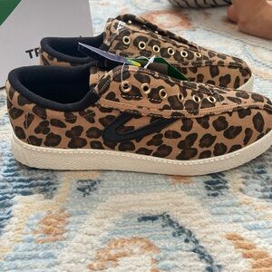 Tretorn Laceless Leopard Sneakers